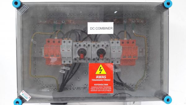 Paket DC combiner